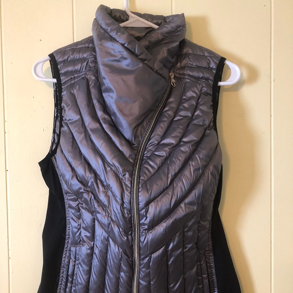Calvin Klein Women's Down Insulated Vest Size Medium